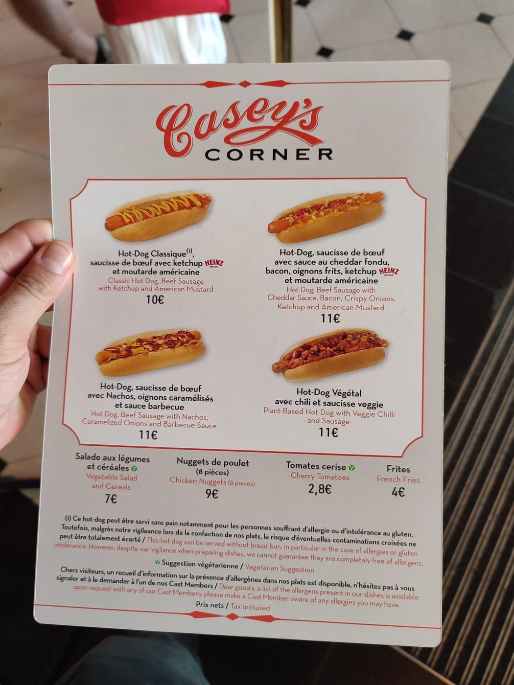 la carta de un restaurante en Disneyland Paris®, 2023