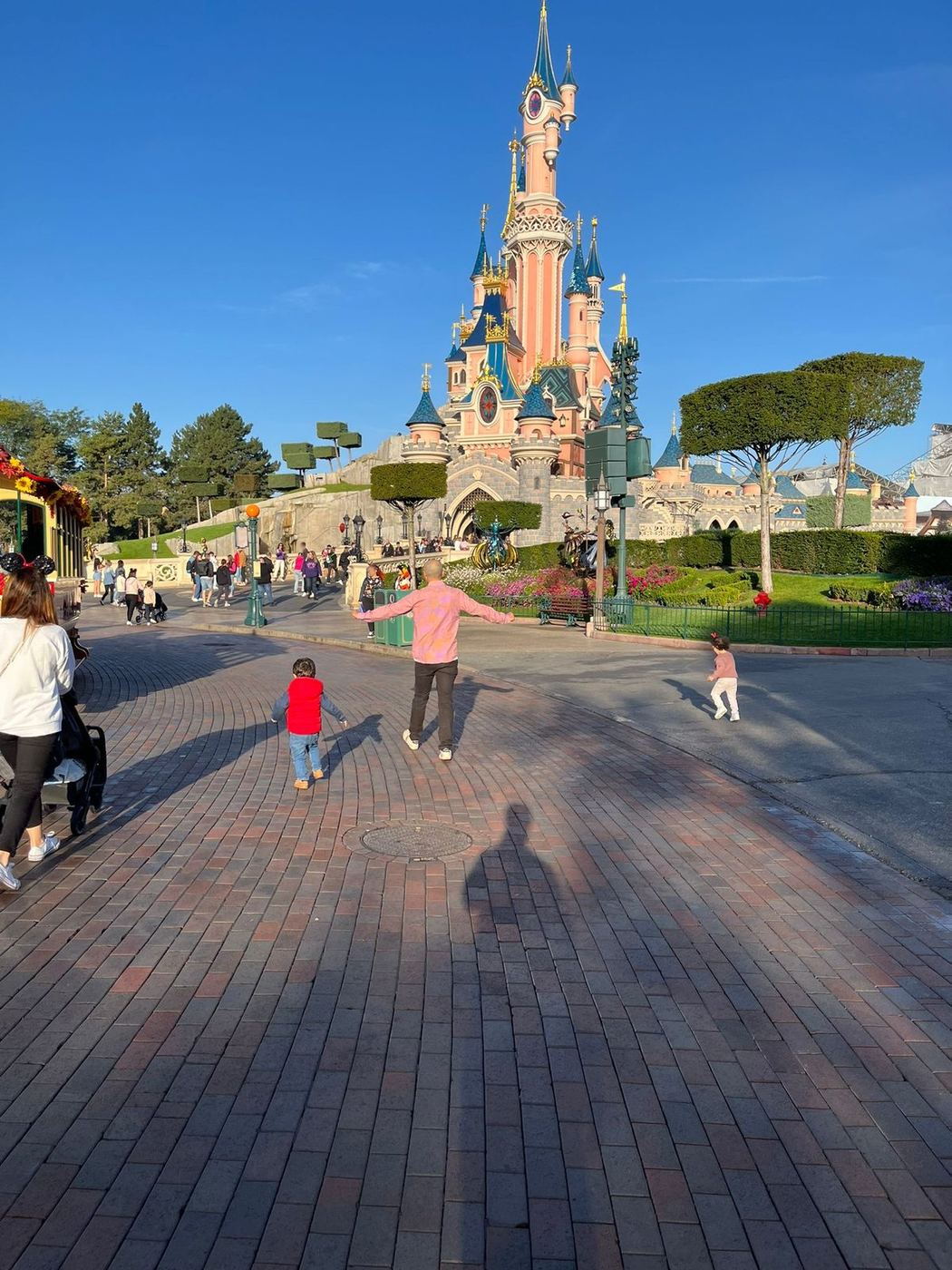 el castillo en Disneyland Paris®, 2023