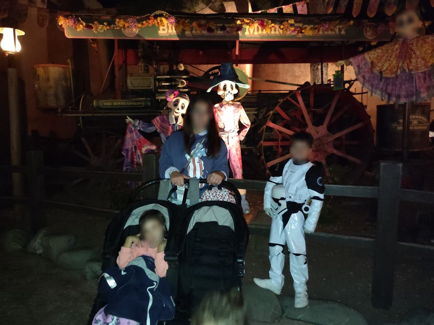 Frontierland en Disneyland Paris®, 2023